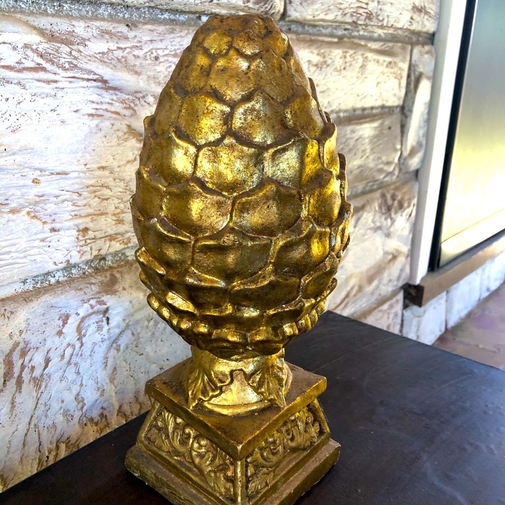 Ornate large gold plaster finial decorative